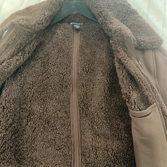Athleta Westbound Sherpa Jacket Mahogany Brown size small NWT - Picture 4 of 7